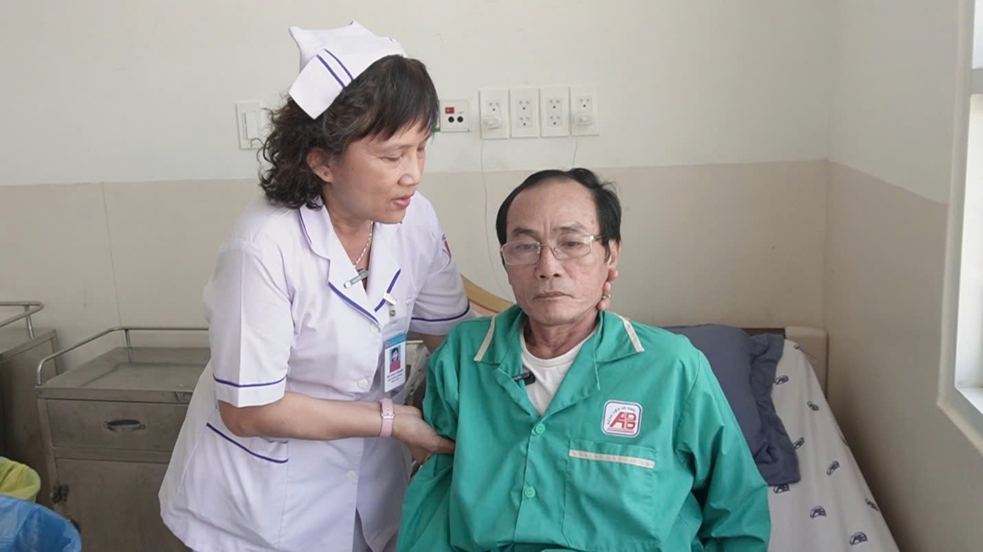 Đam mê nghề đã làm tôi quên chuyện của đời mình